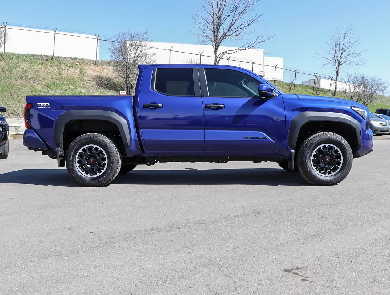 Toyota Tacoma снимка Toyota Tacoma