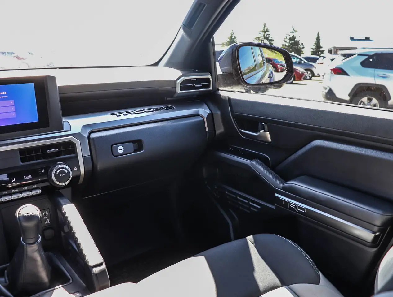 Toyota Tacoma снимка Toyota Tacoma
