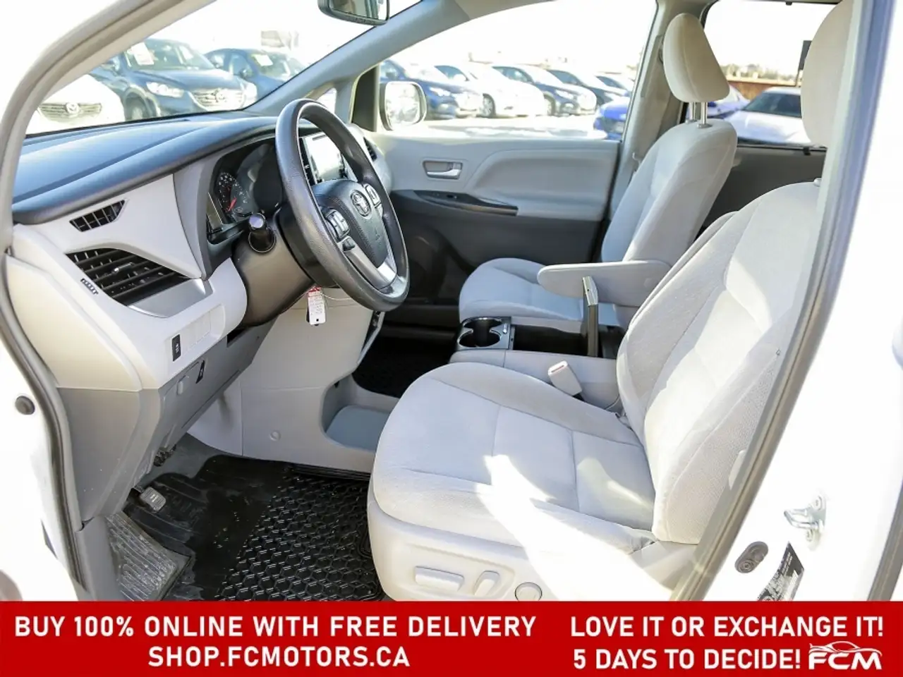 Toyota Sienna снимка Toyota Sienna