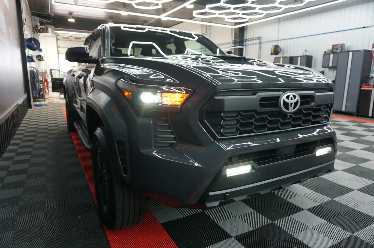 Toyota Tacoma photo Toyota Tacoma
