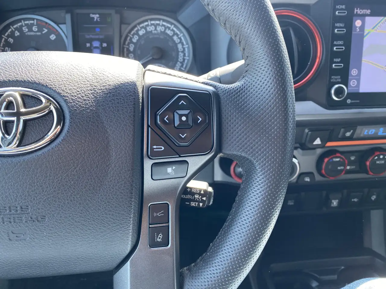 Toyota Tacoma снимка Toyota Tacoma