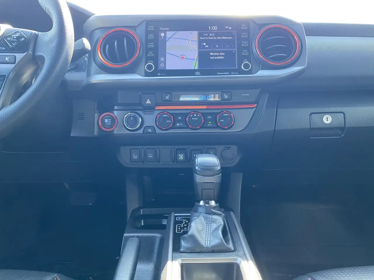 Toyota Tacoma снимка Toyota Tacoma