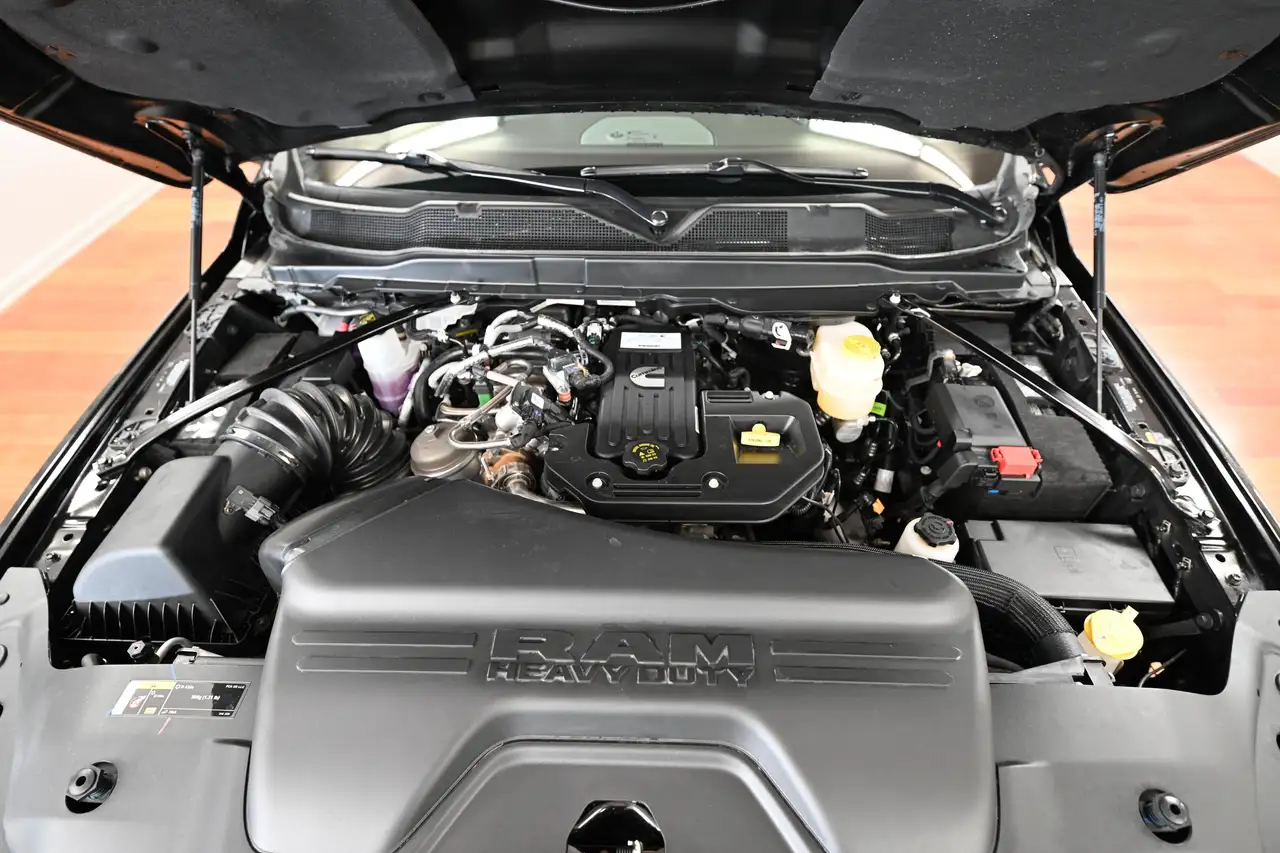 RAM 3500 снимка RAM 3500