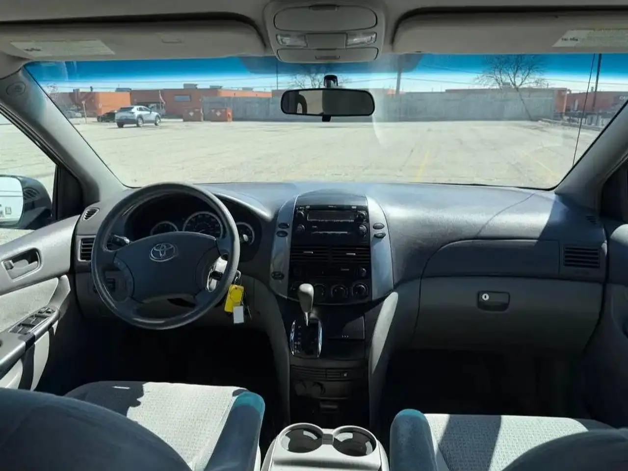 2004 Toyota Sienna
