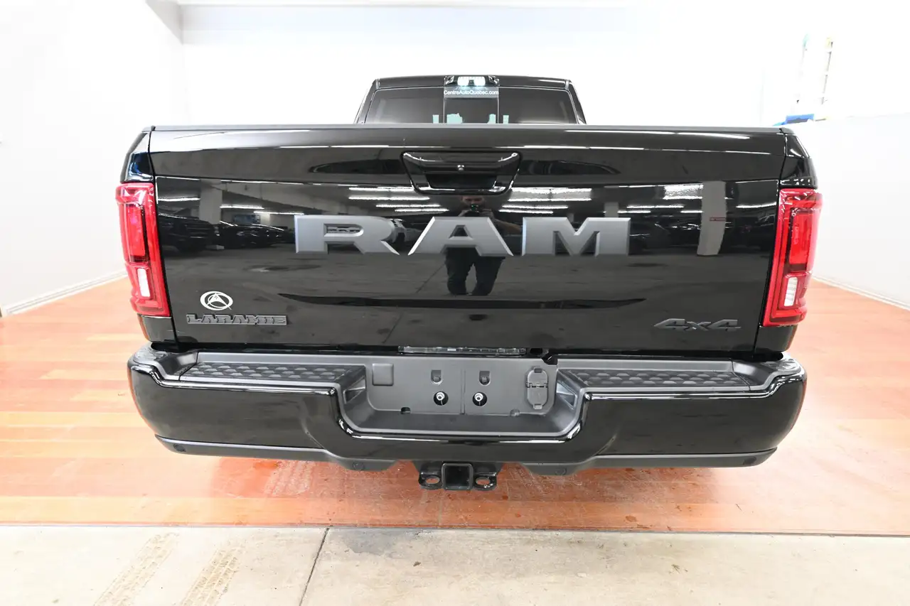 RAM 3500 снимка RAM 3500