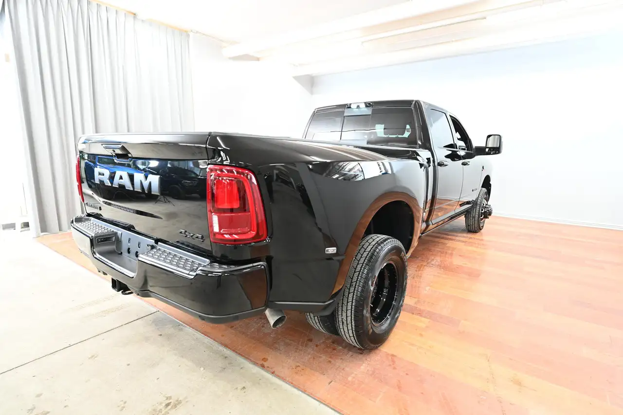 RAM 3500 снимка RAM 3500