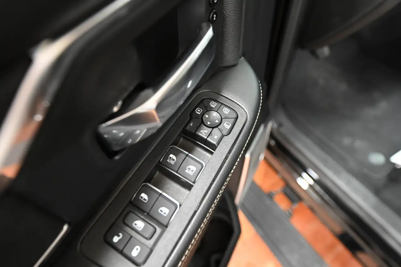 RAM 3500 снимка RAM 3500