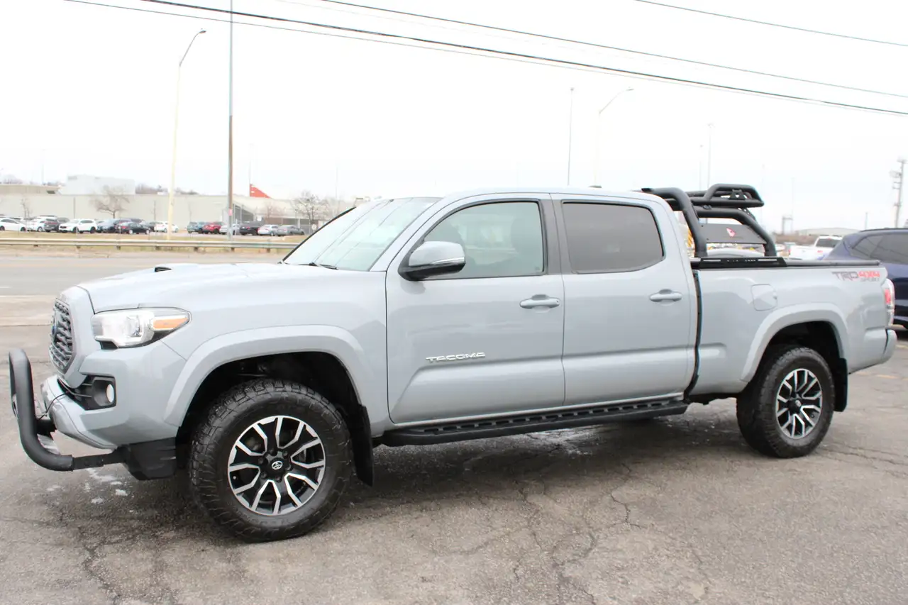 Toyota Tacoma снимка Toyota Tacoma