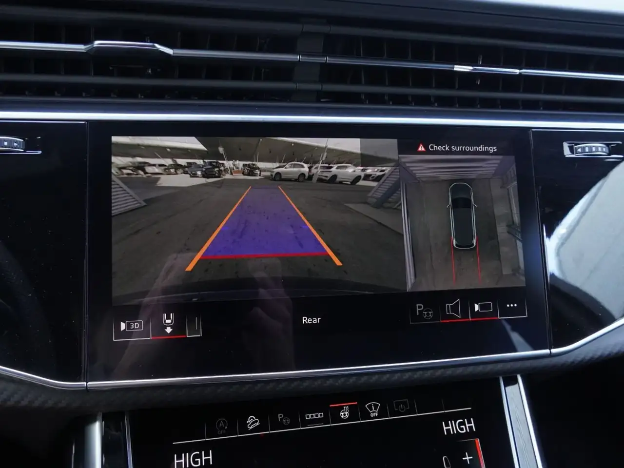 Audi SQ7 fotografie Audi SQ7