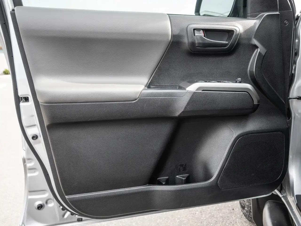 Toyota Tacoma снимка Toyota Tacoma