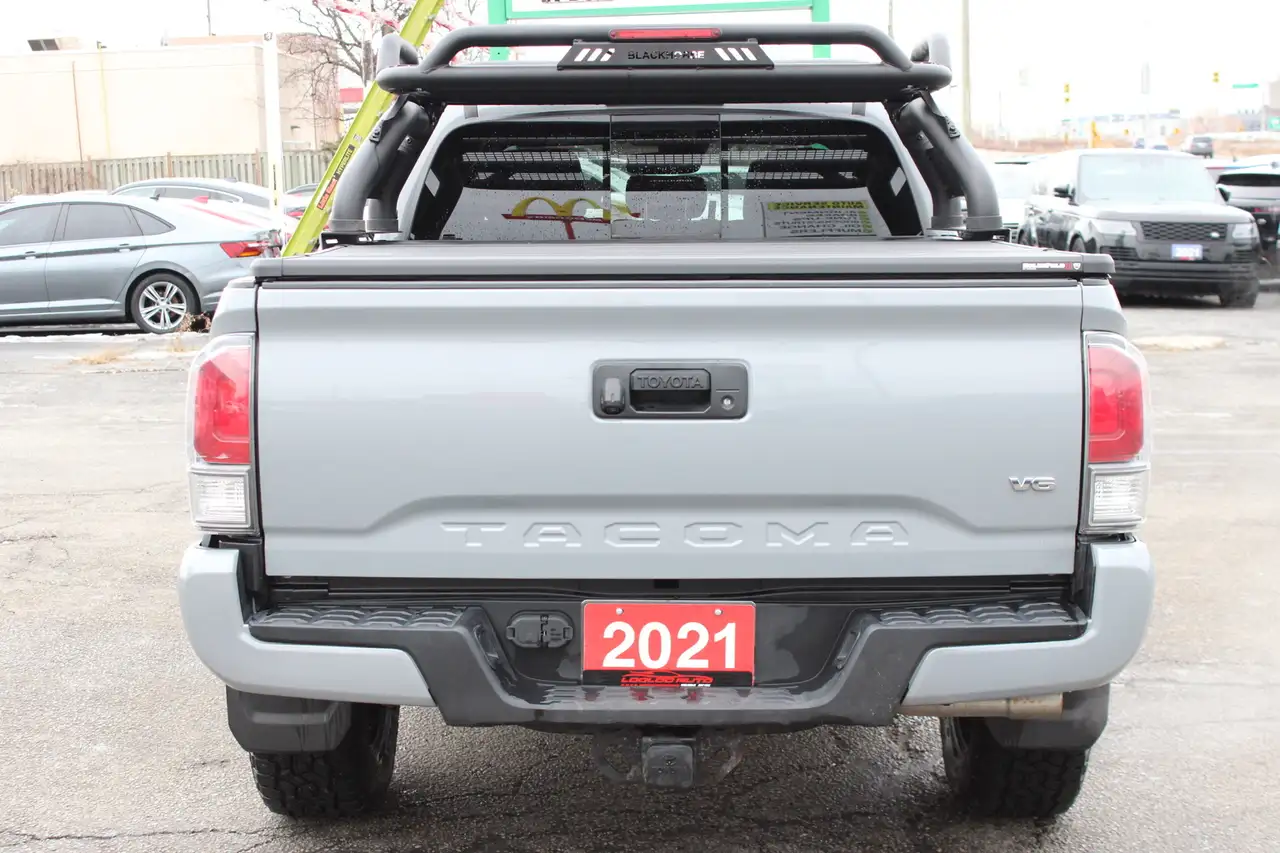 Toyota Tacoma снимка Toyota Tacoma