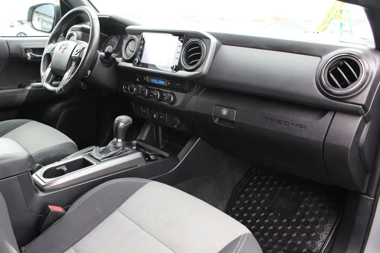 Toyota Tacoma снимка Toyota Tacoma