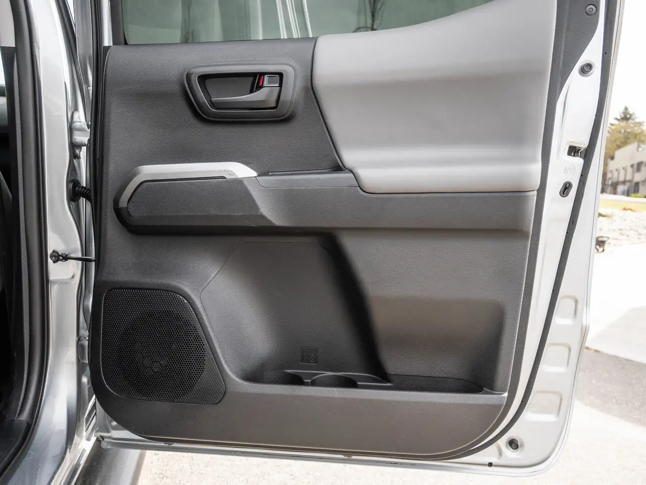 Toyota Tacoma снимка Toyota Tacoma