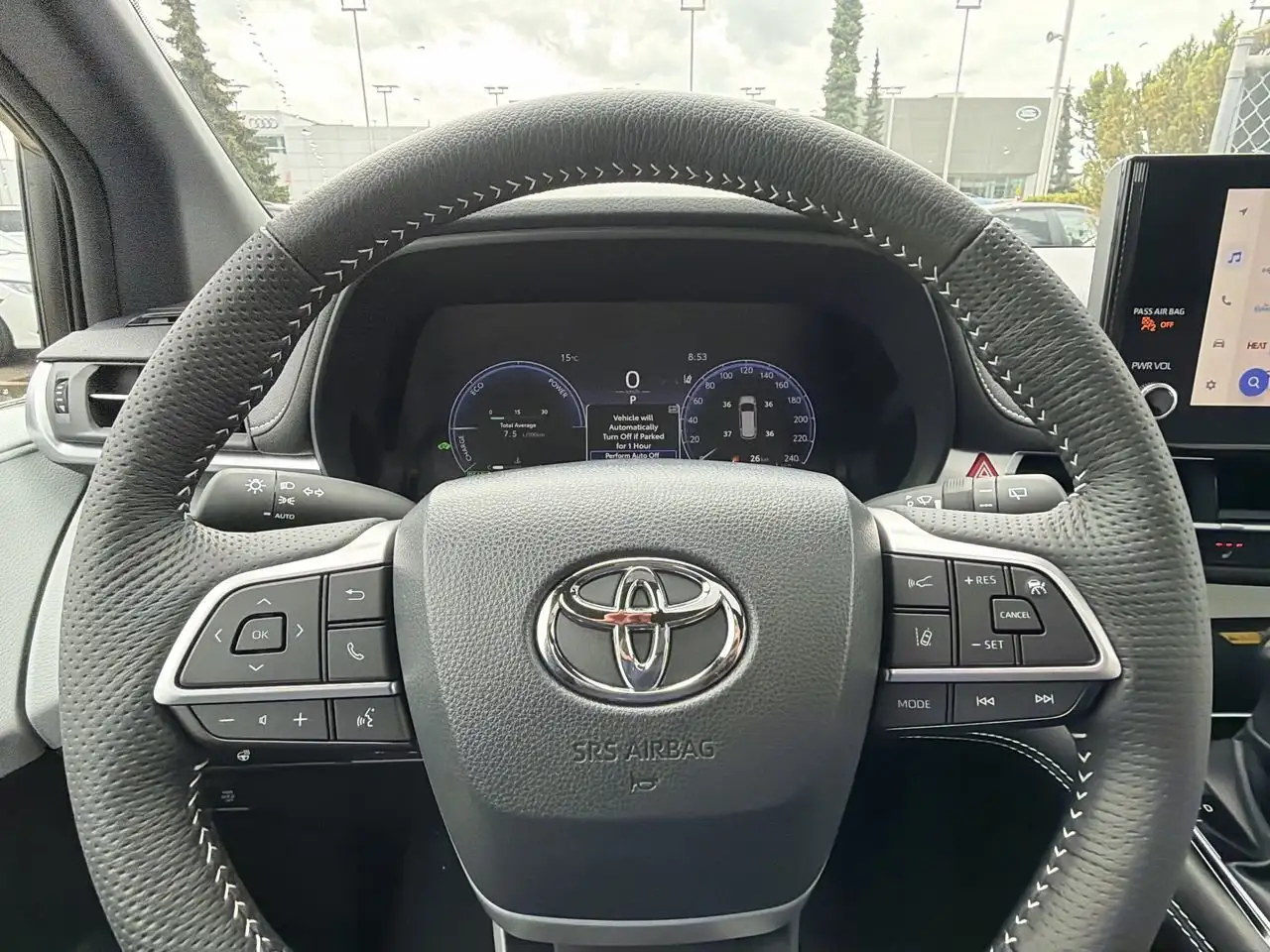 Toyota Sienna снимка Toyota Sienna