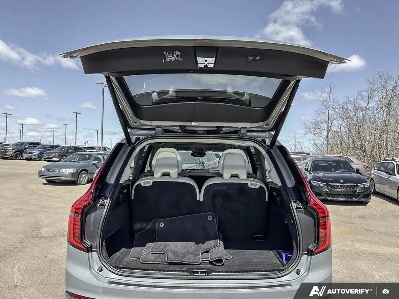 Volvo XC90 снимка Volvo XC90