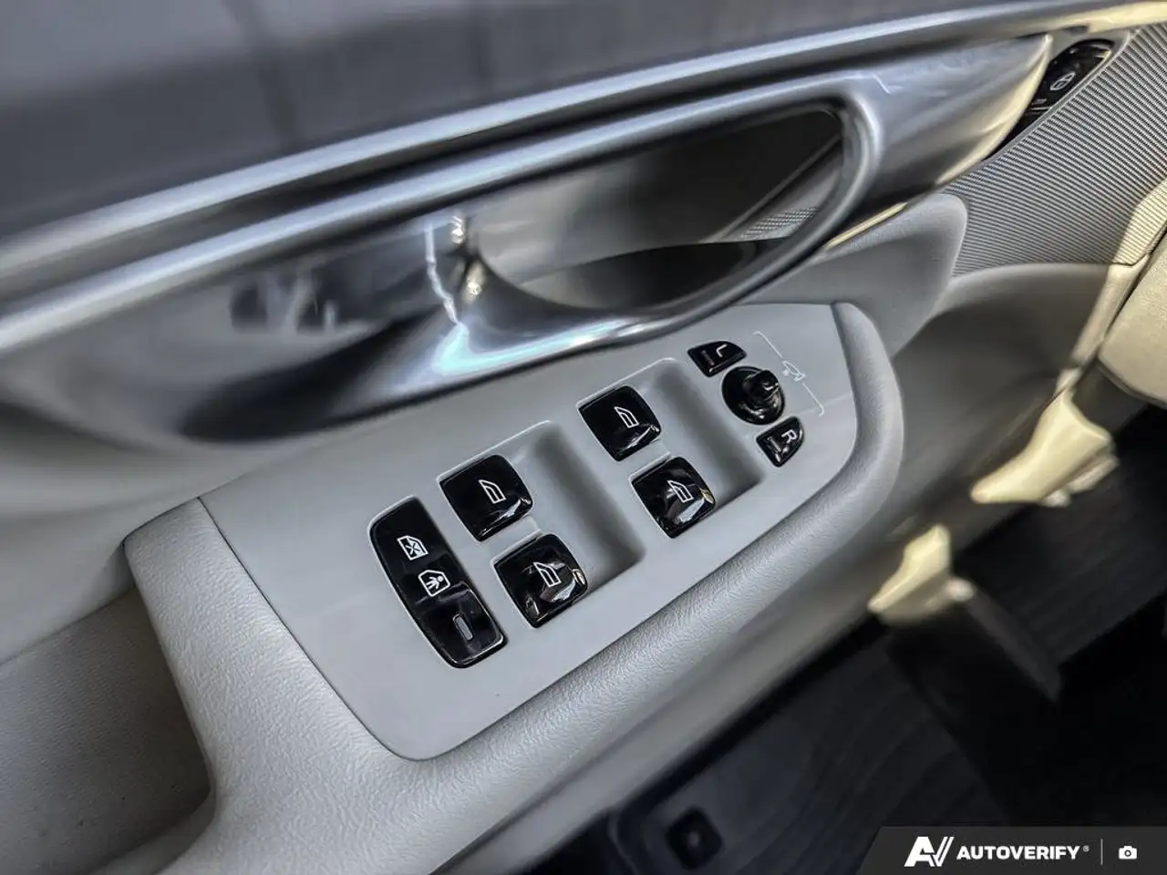 Volvo XC90 снимка Volvo XC90