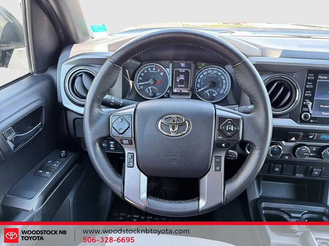Toyota Tacoma снимка Toyota Tacoma