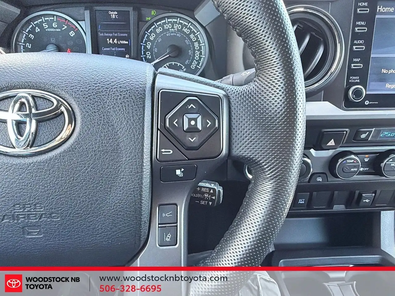 Toyota Tacoma снимка Toyota Tacoma