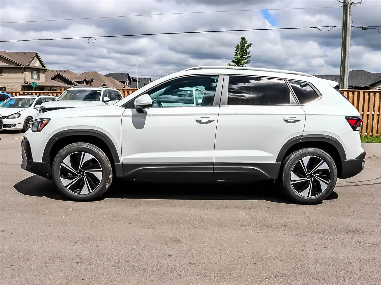 Volkswagen Taos снимка Volkswagen Taos
