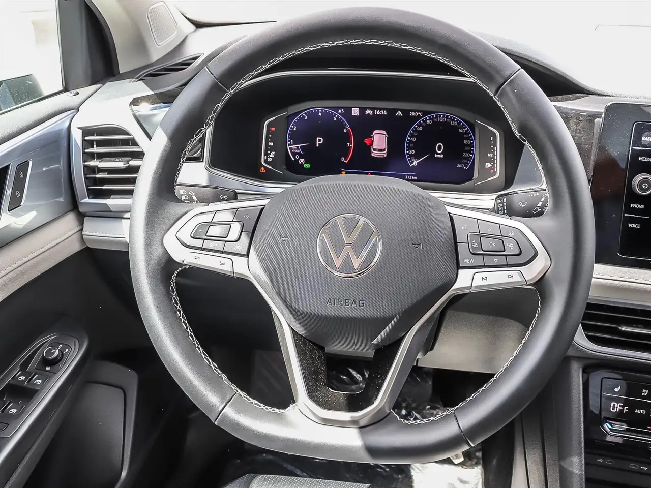Volkswagen Taos снимка Volkswagen Taos