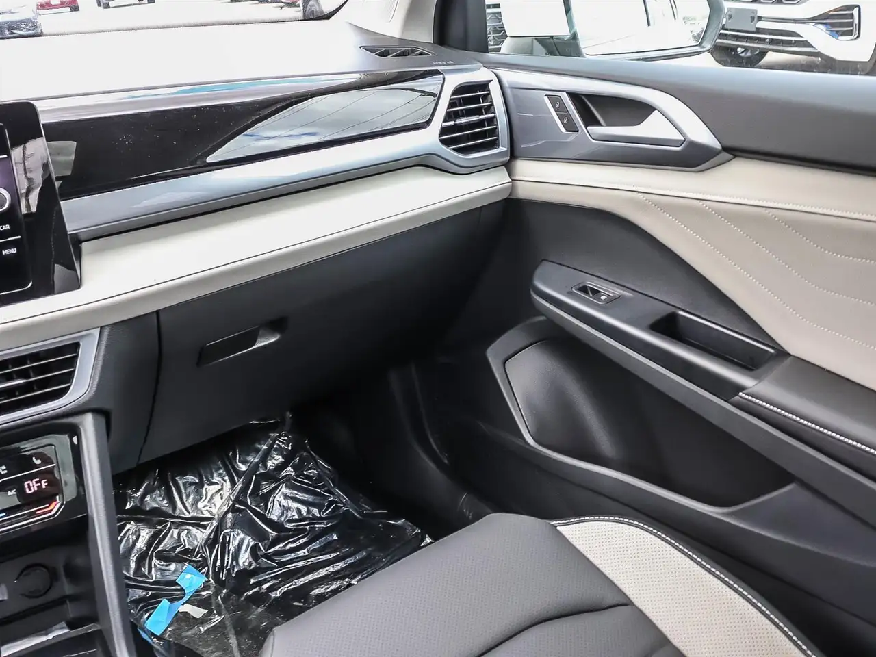 Volkswagen Taos снимка Volkswagen Taos