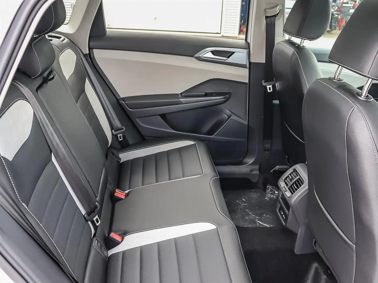 Volkswagen Taos снимка Volkswagen Taos