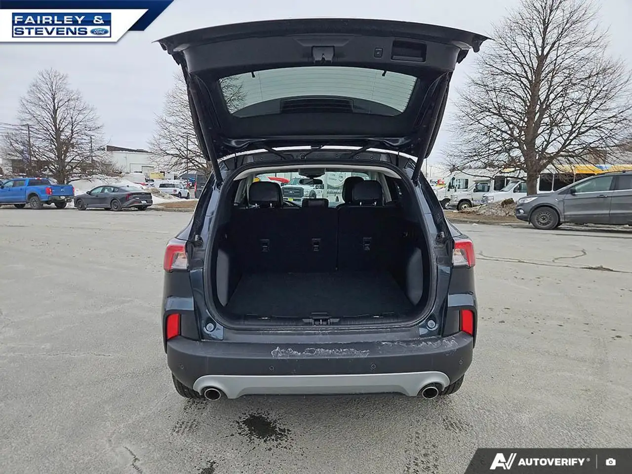 Ford Escape снимка Ford Escape