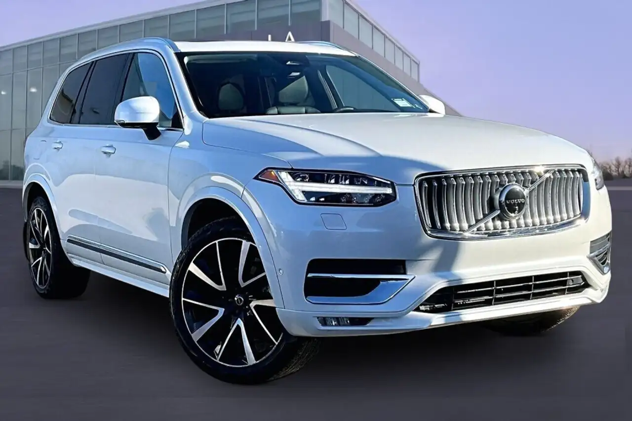 Volvo XC90 снимка Volvo XC90