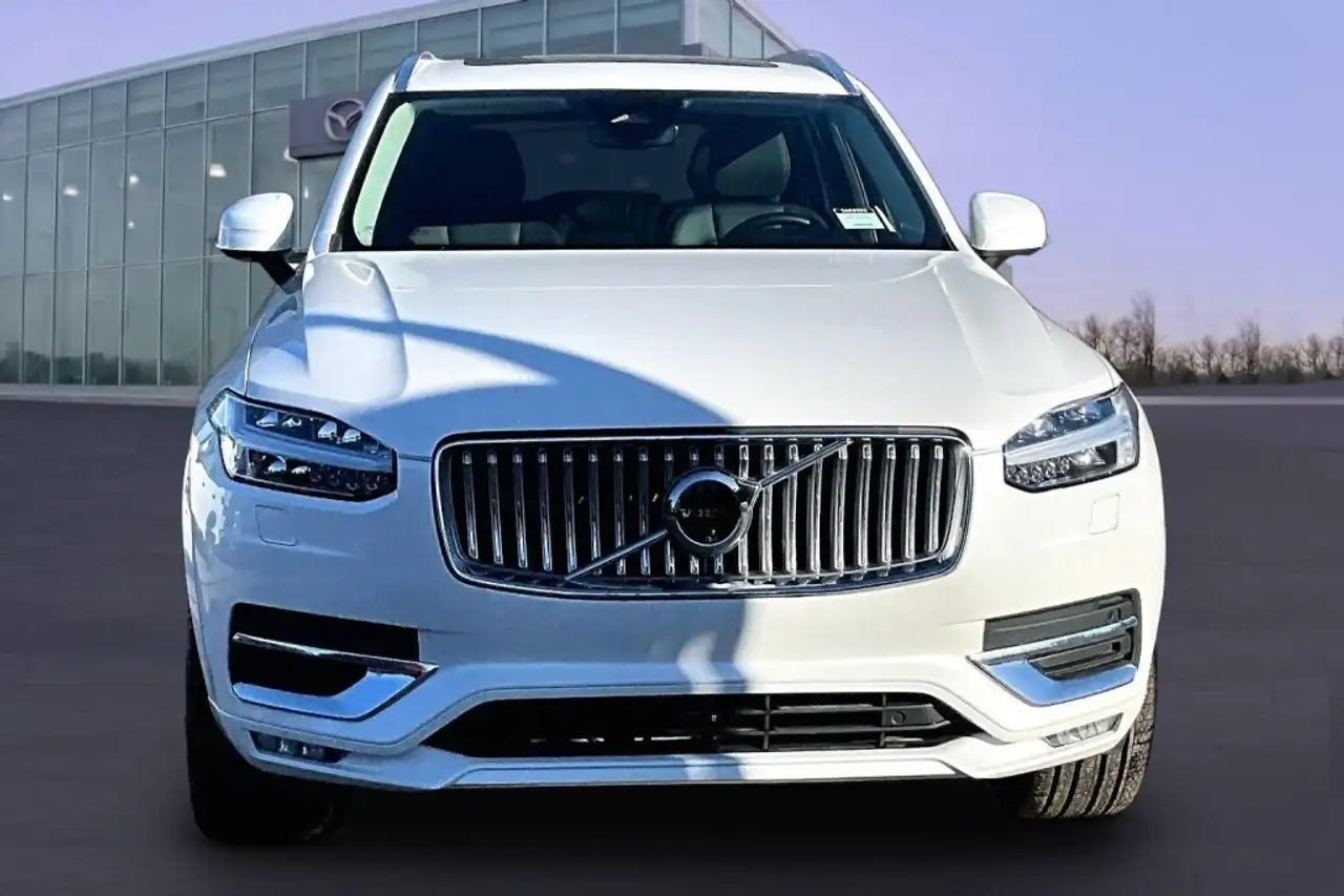 Volvo XC90 снимка Volvo XC90