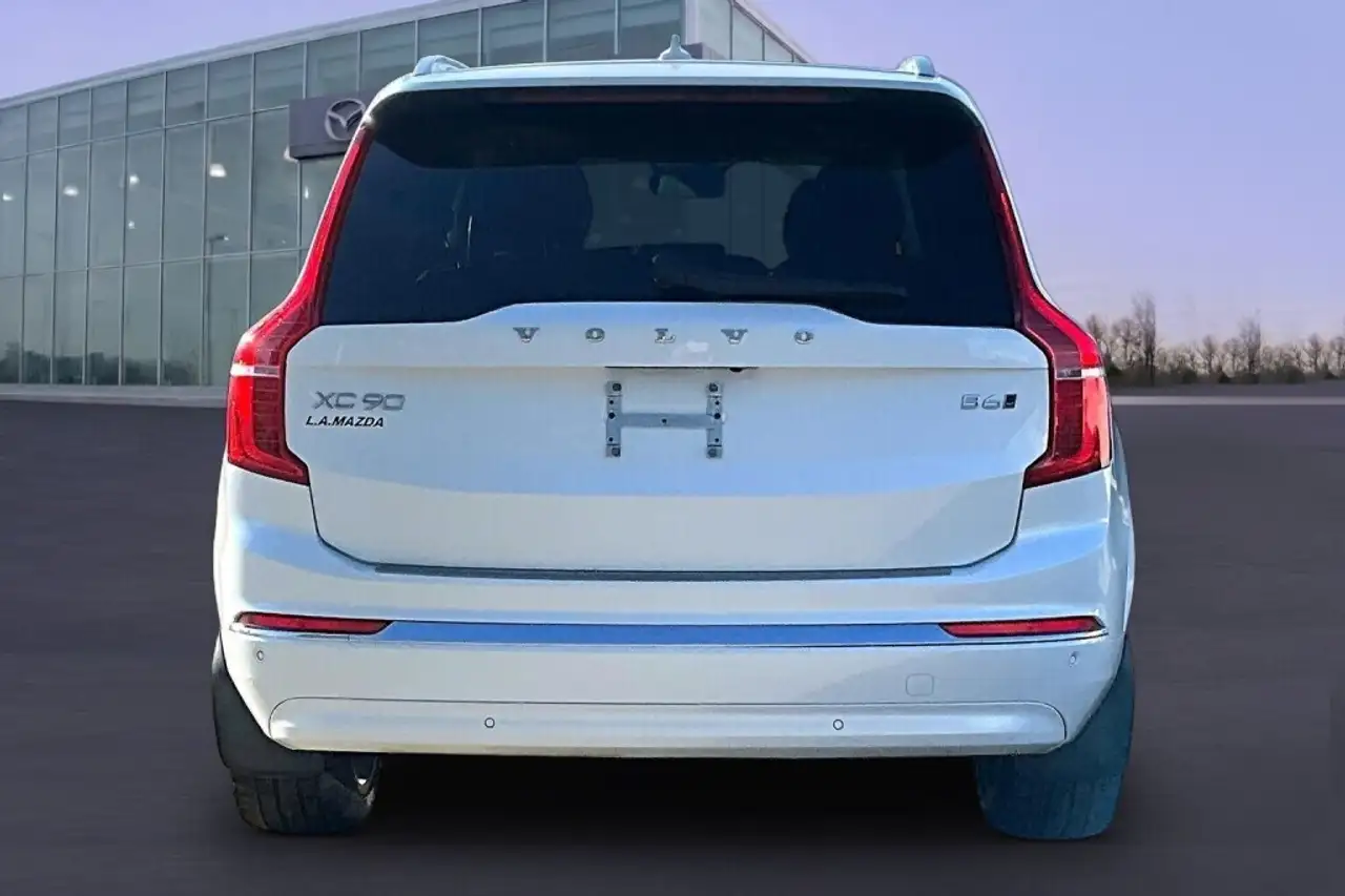 Volvo XC90 снимка Volvo XC90