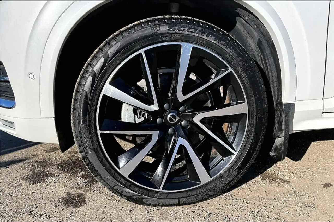 Volvo XC90 снимка Volvo XC90