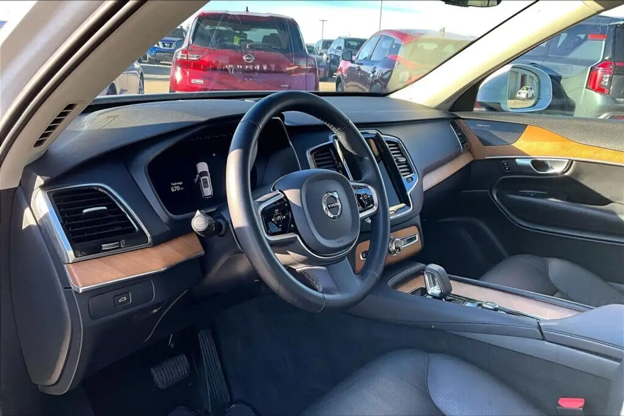 Volvo XC90 снимка Volvo XC90