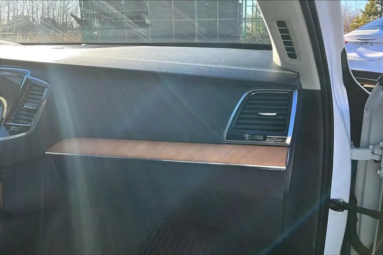 Volvo XC90 снимка Volvo XC90