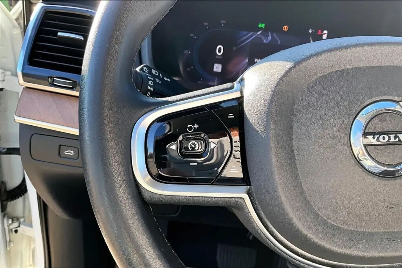 Volvo XC90 снимка Volvo XC90