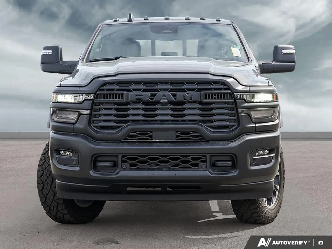 RAM 2500 снимка RAM 2500
