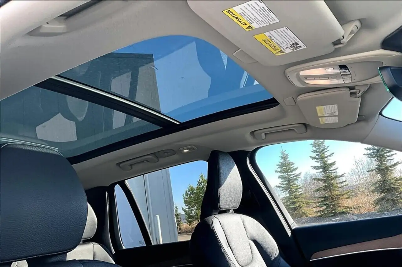 Volvo XC90 снимка Volvo XC90