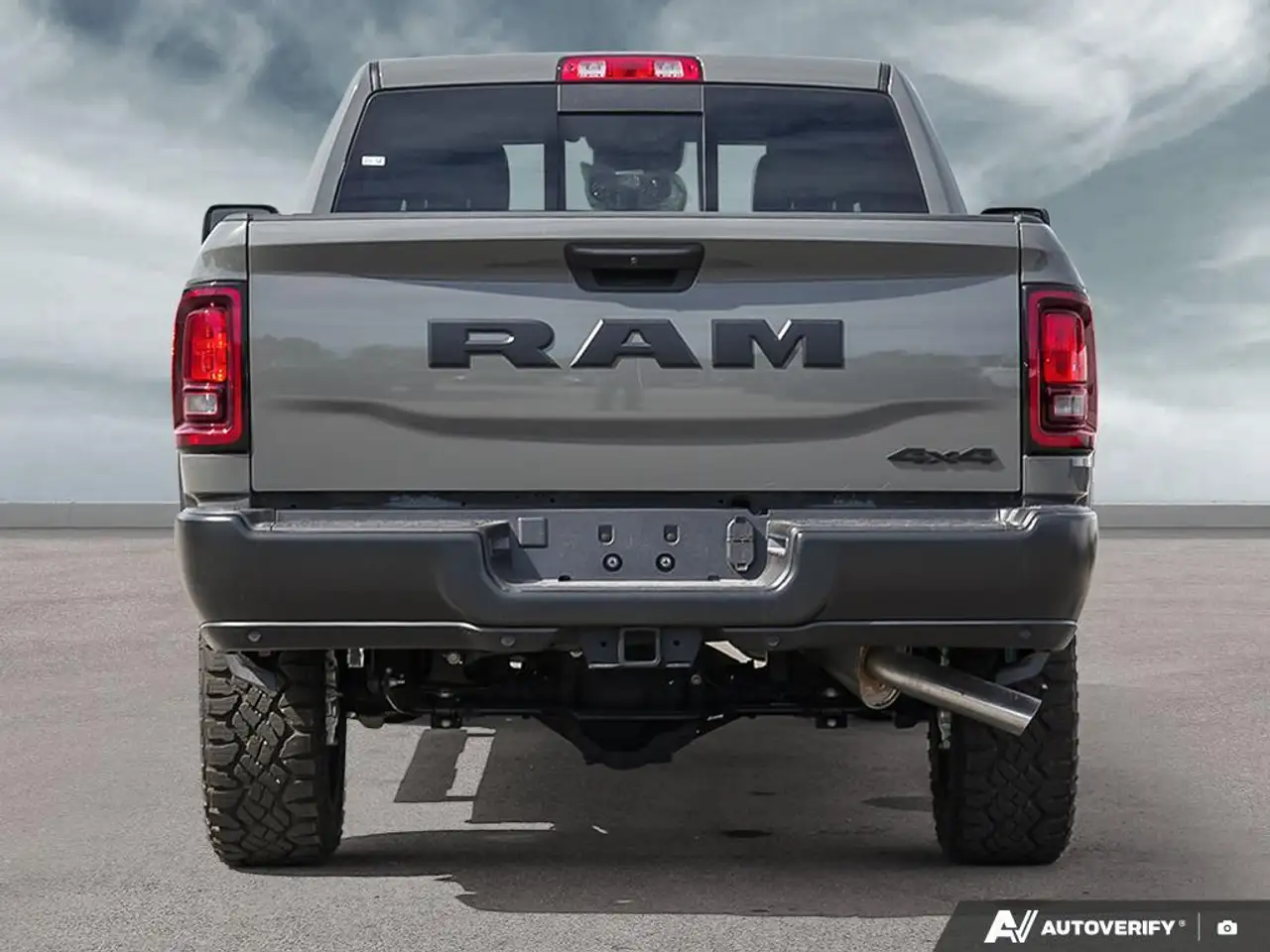 RAM 2500 снимка RAM 2500