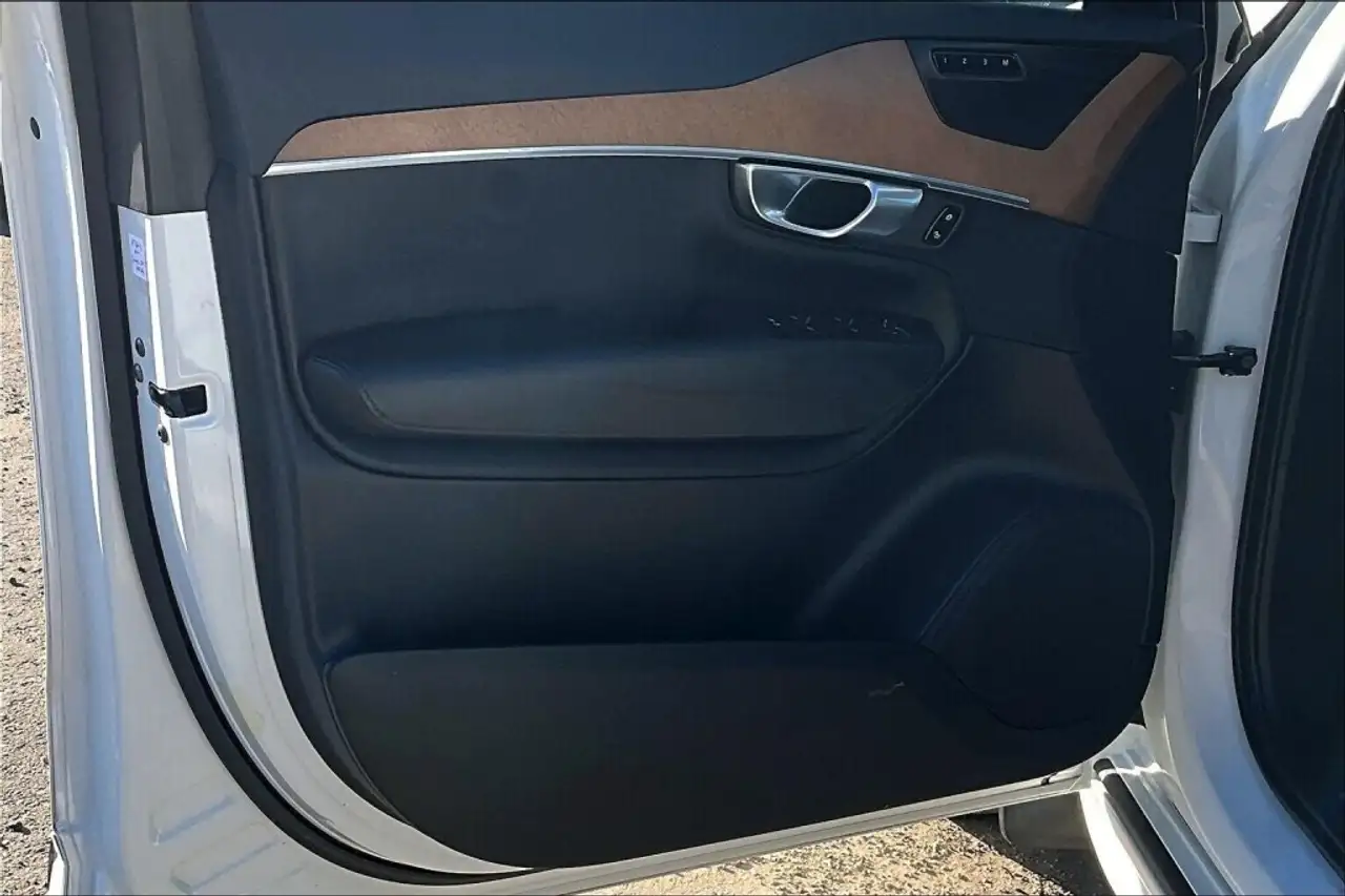 Volvo XC90 снимка Volvo XC90