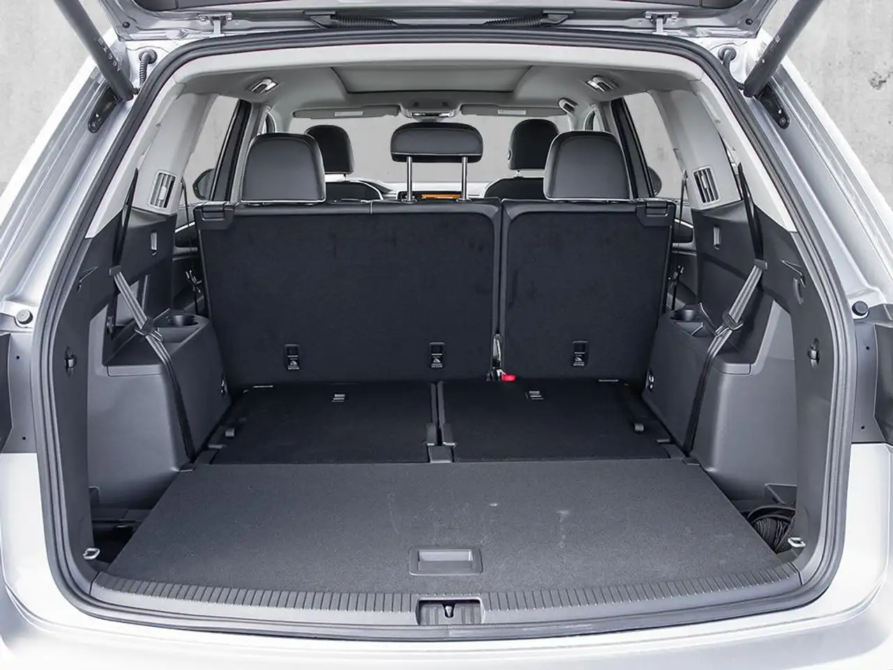 Volkswagen Atlas снимка Volkswagen Atlas