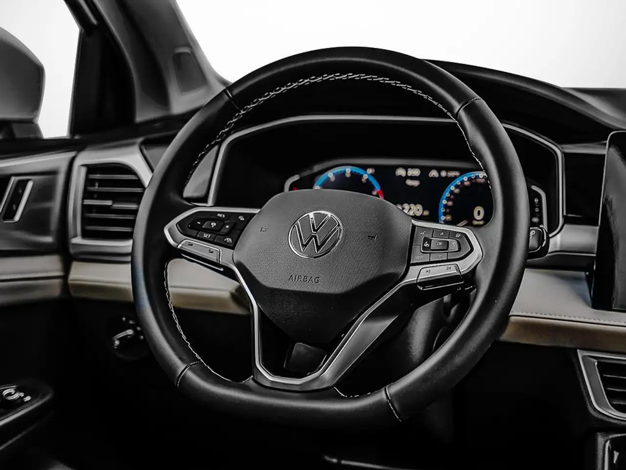 Volkswagen Taos снимка Volkswagen Taos