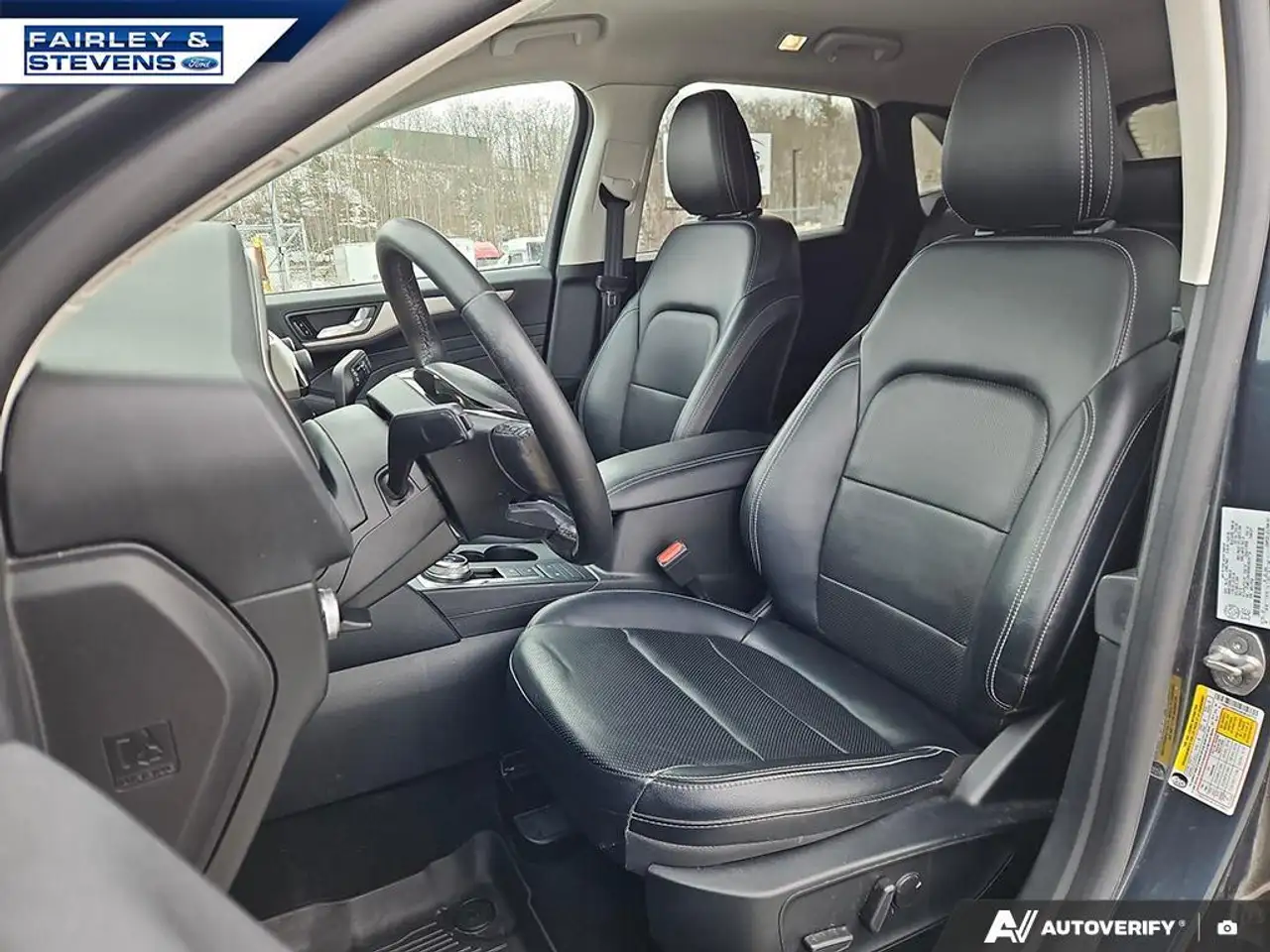 Ford Escape снимка Ford Escape
