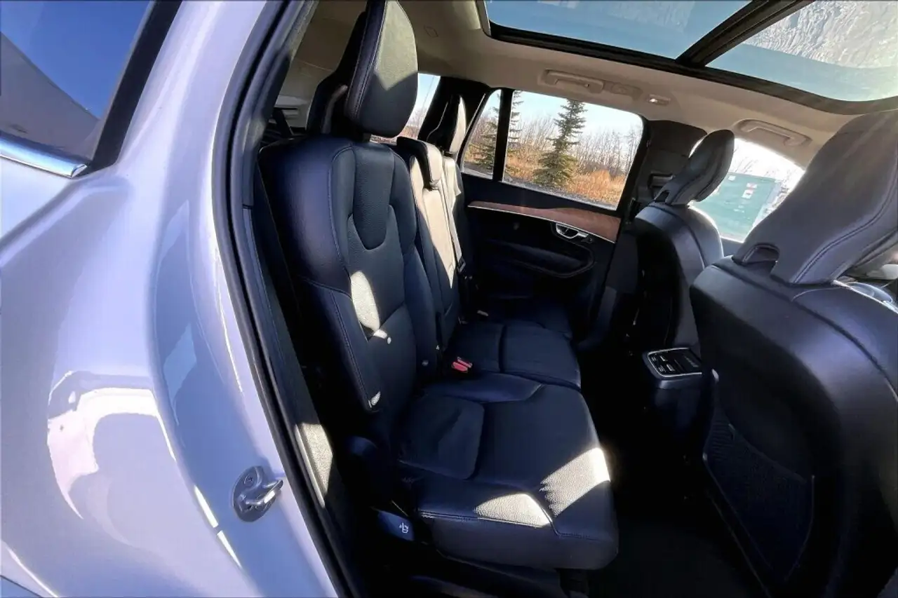 Volvo XC90 снимка Volvo XC90