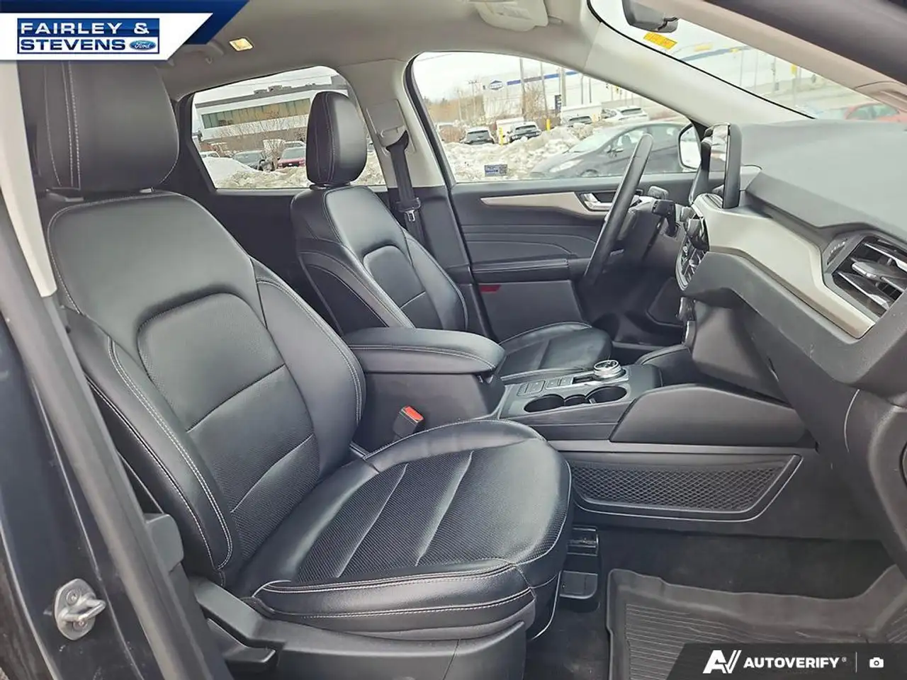 Ford Escape снимка Ford Escape