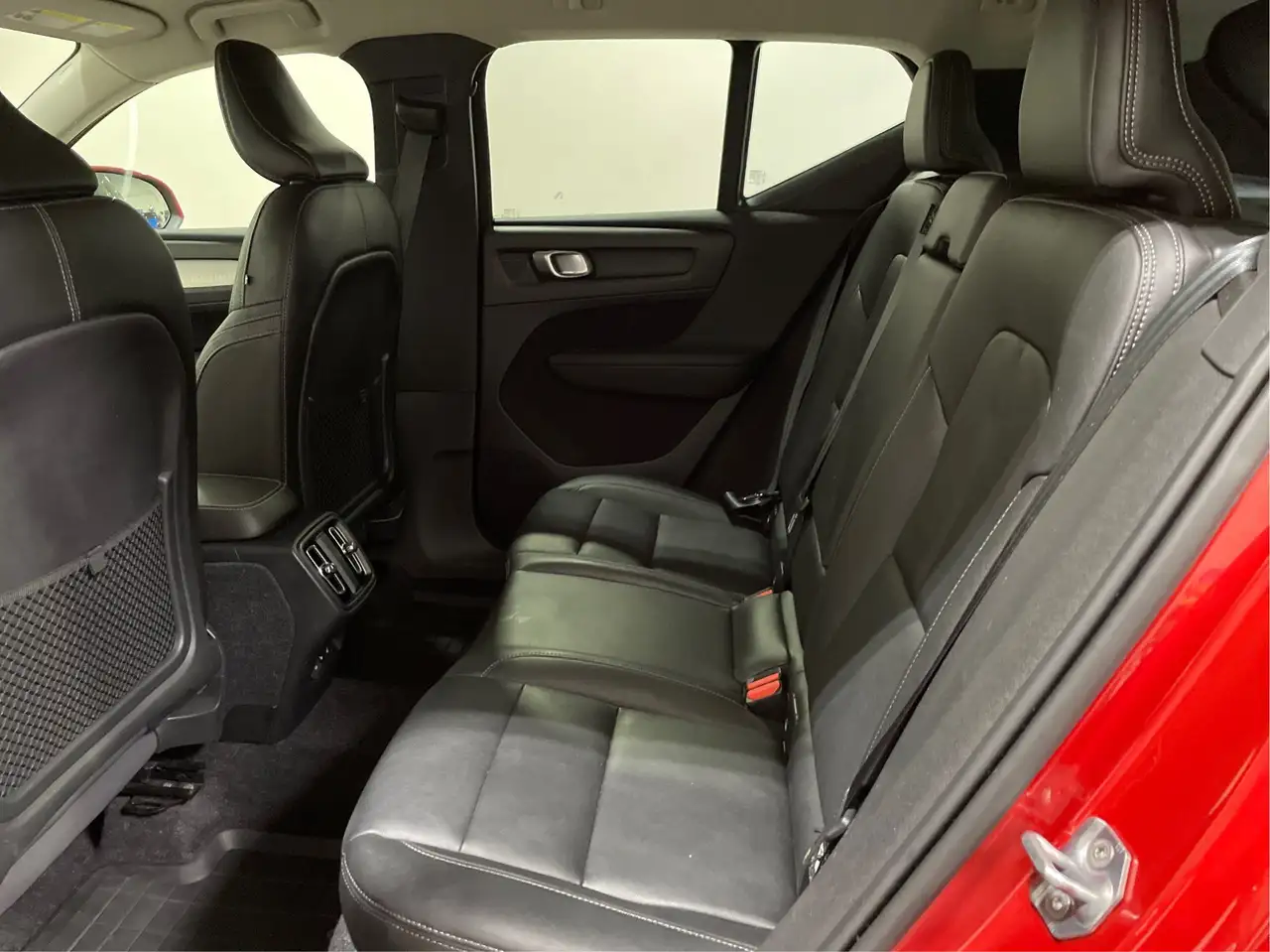 Volvo XC40 photo Volvo XC40