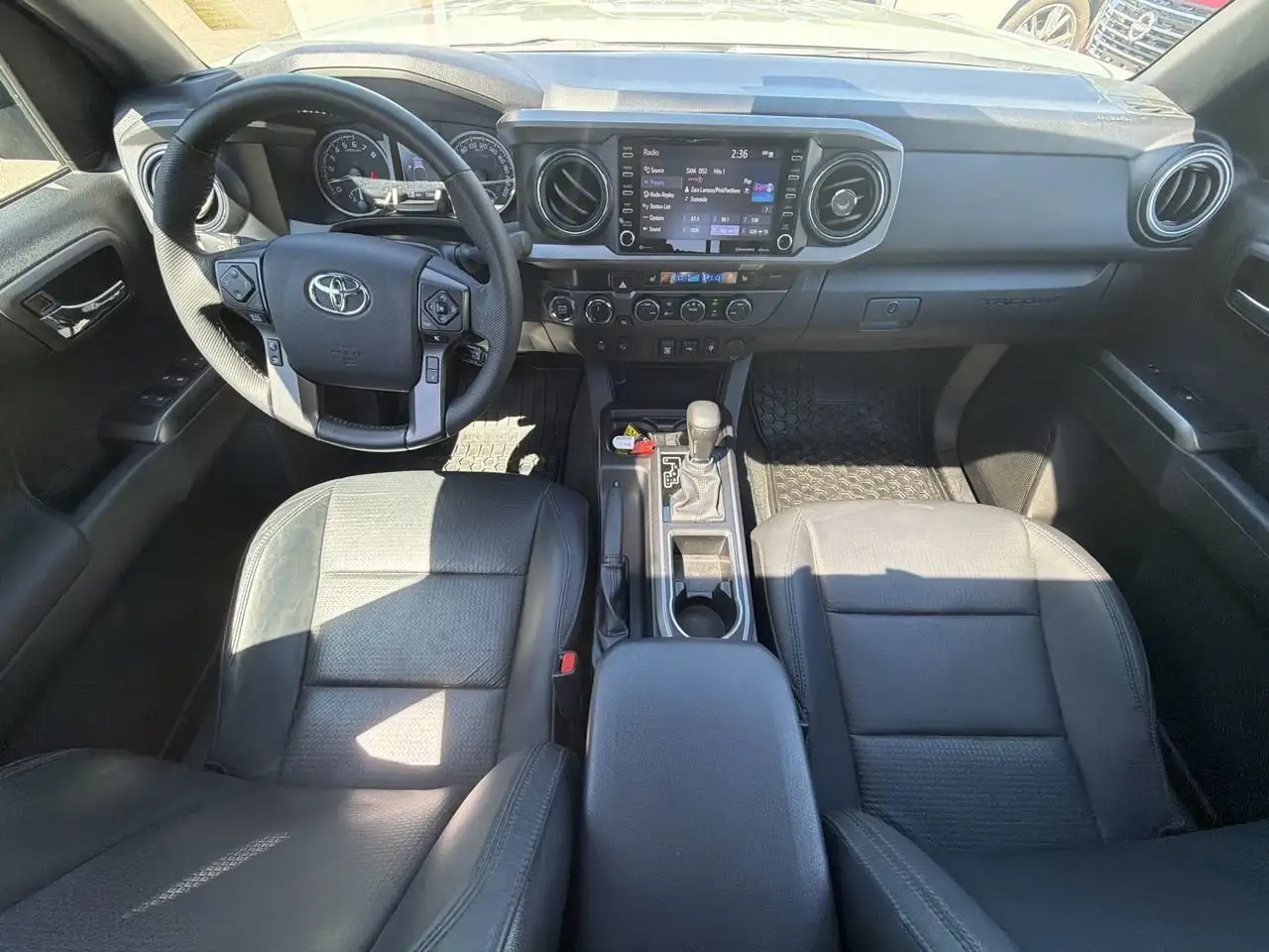 Toyota Tacoma photo Toyota Tacoma