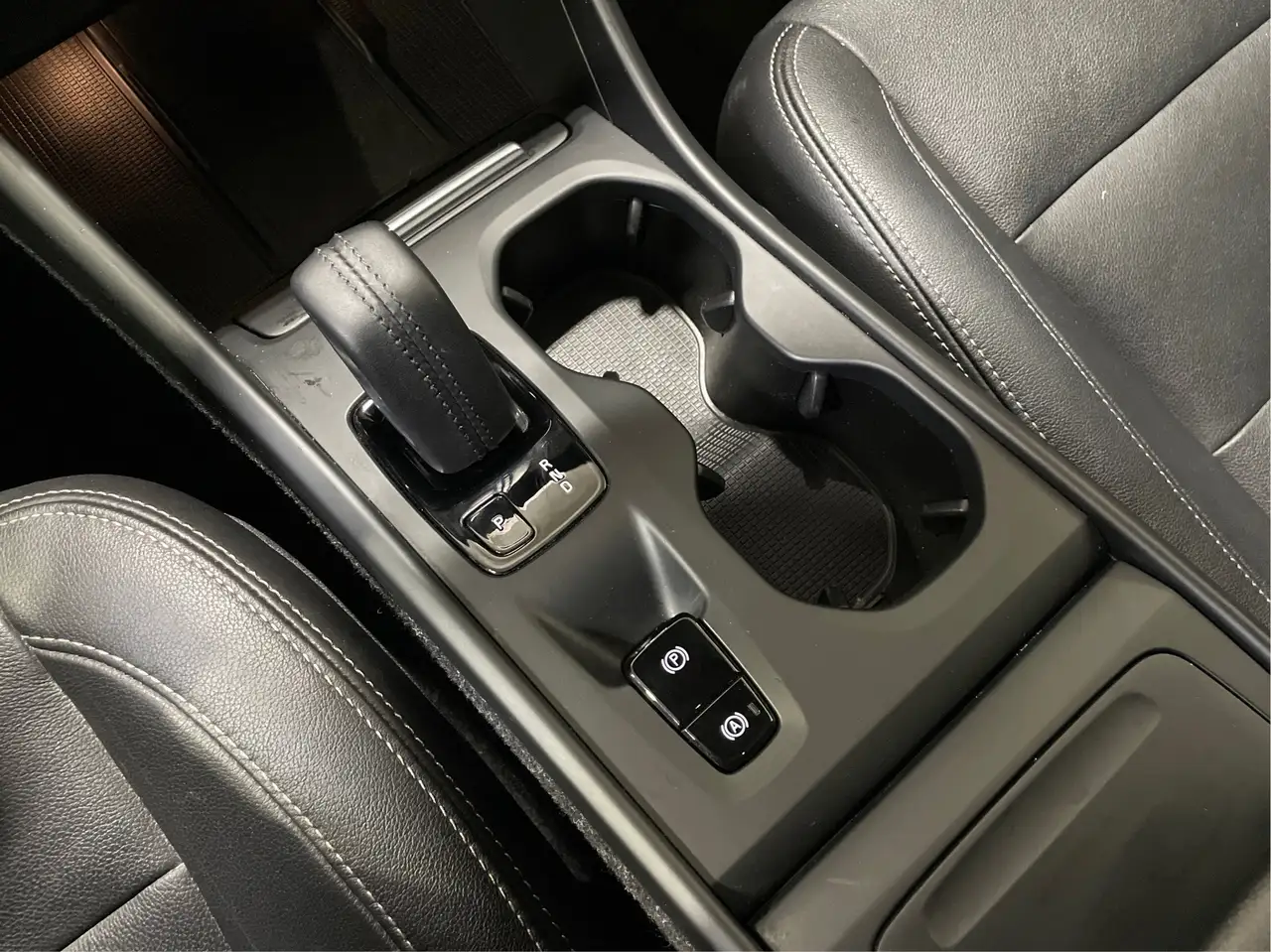 Volvo XC40 photo Volvo XC40