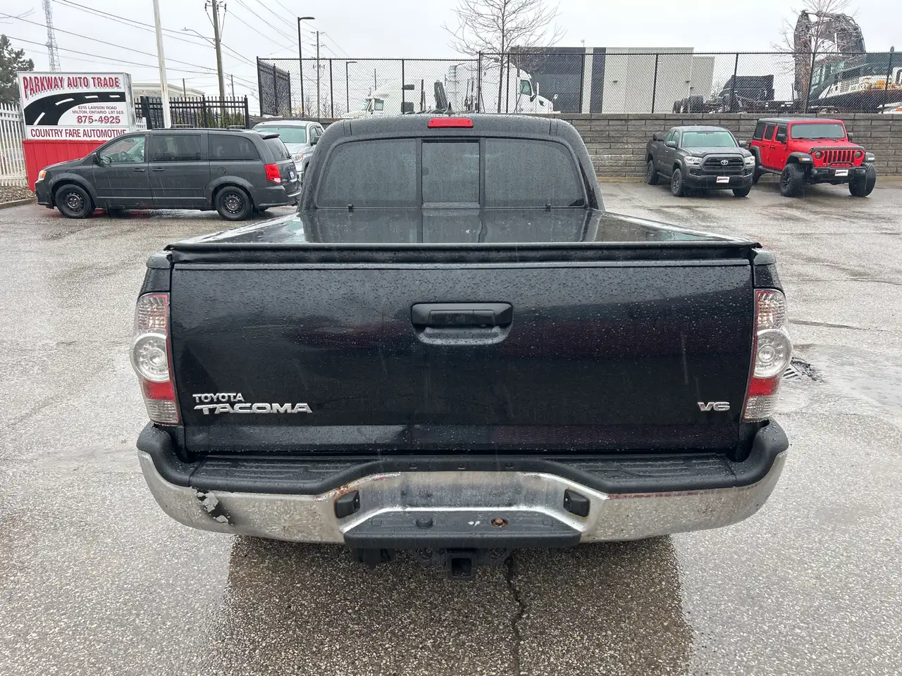 Toyota Tacoma снимка Toyota Tacoma