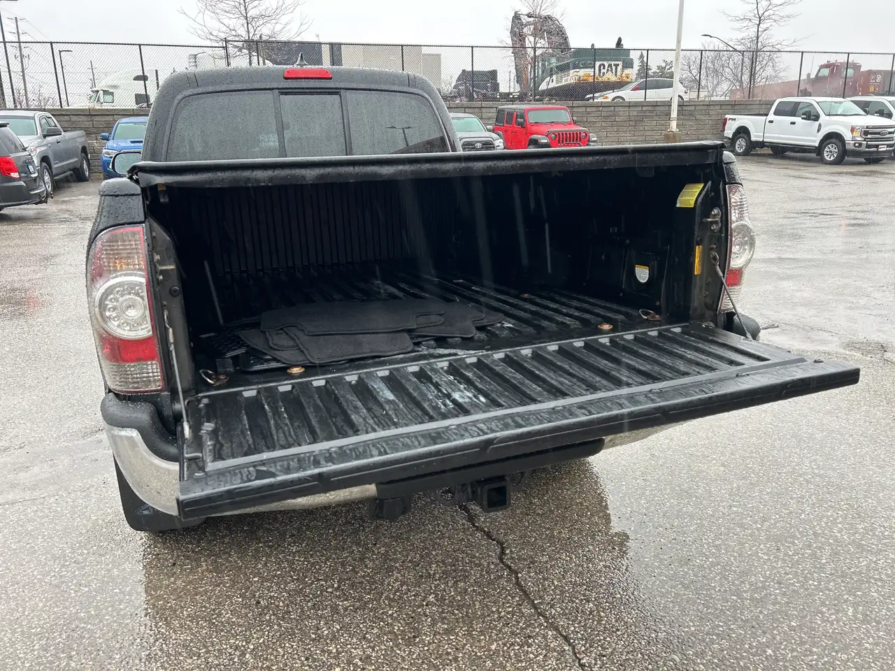 Toyota Tacoma снимка Toyota Tacoma