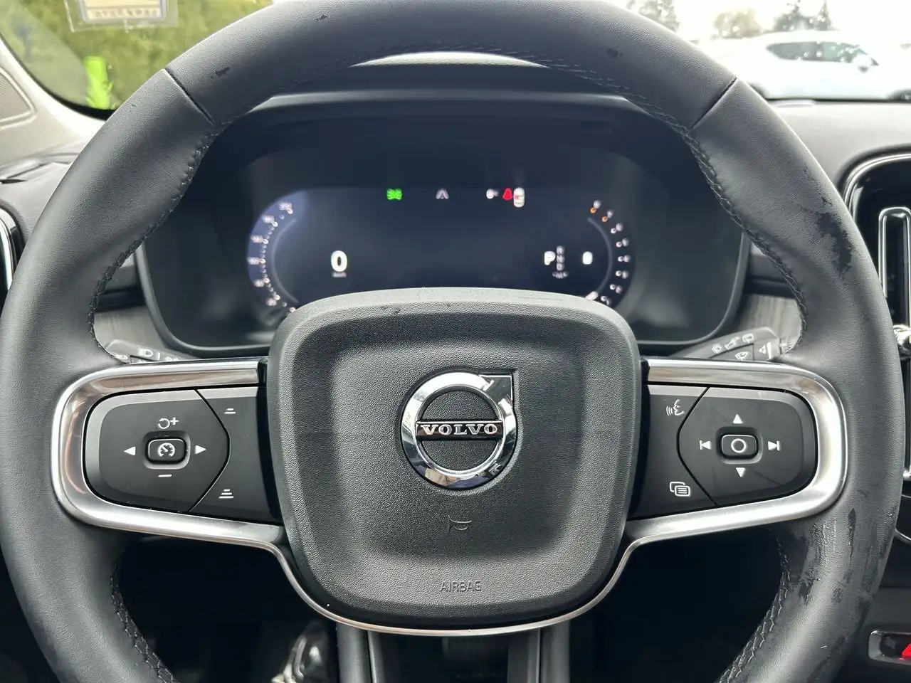 Volvo XC40 снимка Volvo XC40