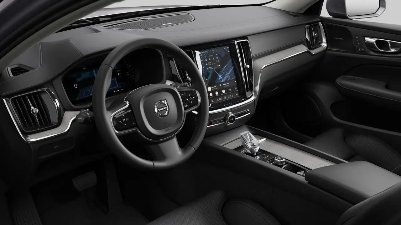 Volvo V60 Cross Country снимка Volvo V60 Cross Country